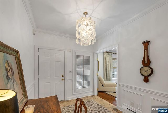 122 Brewster Road, Wyckoff, NJ 07481