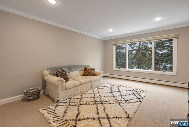 122 Brewster Road, Wyckoff, NJ 07481