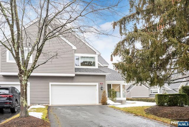 122 Brewster Road, Wyckoff, NJ 07481