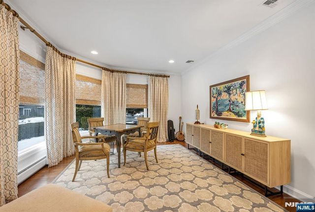 122 Brewster Road, Wyckoff, NJ 07481