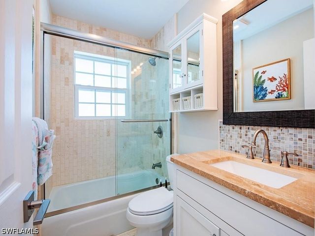1195 14th AVE N, Naples, FL 34102