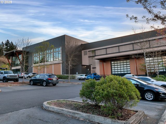 5455 CHILDS Rd, Lake Oswego, OR 97035