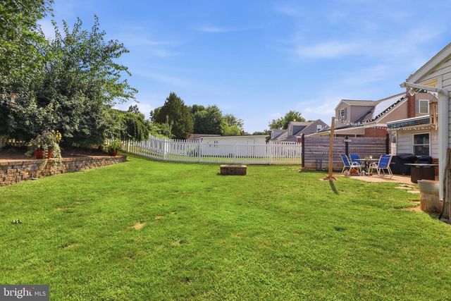 2160 HESS RD, York, PA 17404