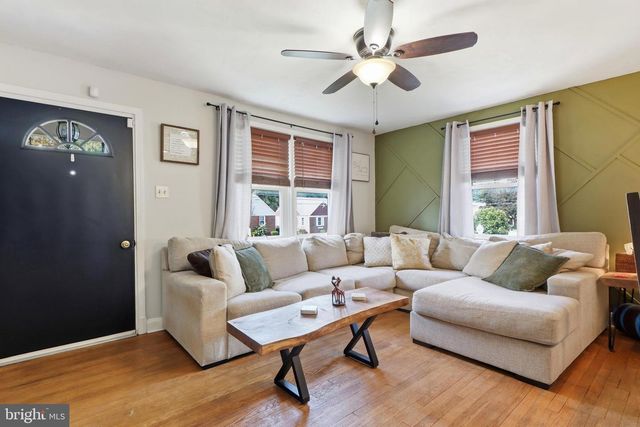 2160 HESS RD, York, PA 17404