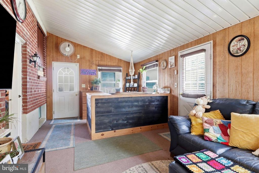 Image 25 of property listing at 2160 HESS RD, York, PA 17404