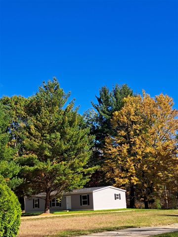 5265 Huck Drive, Sheridan, MI 48884