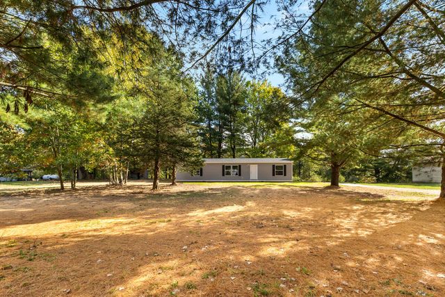 5265 Huck Drive, Sheridan, MI 48884