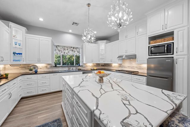 8504 Prince William Court, Montgomery, TX 77316