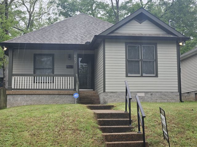 907 11th Ave, N, Nashville, TN 37208