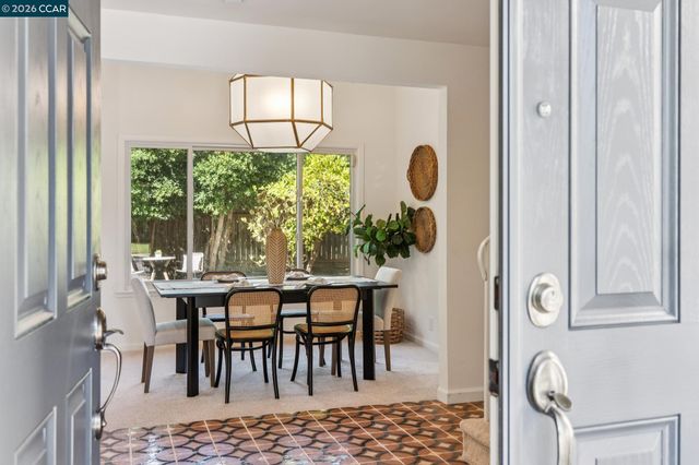 410 Dunblane Dr, Walnut Creek, CA 94598