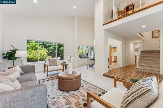 410 Dunblane Dr, Walnut Creek, CA 94598