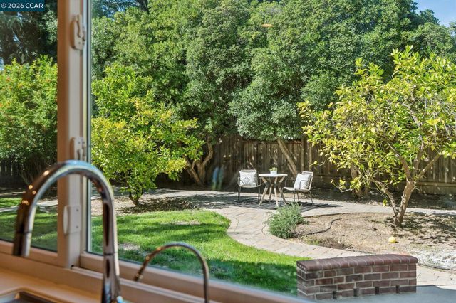410 Dunblane Dr, Walnut Creek, CA 94598
