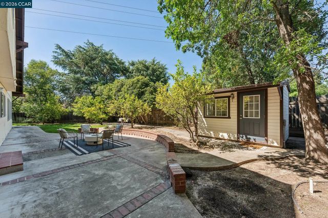 410 Dunblane Dr, Walnut Creek, CA 94598