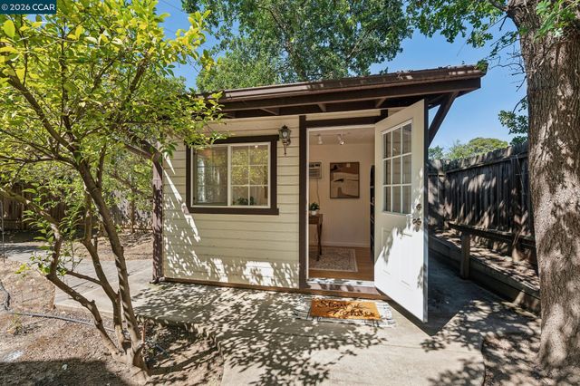 410 Dunblane Dr, Walnut Creek, CA 94598