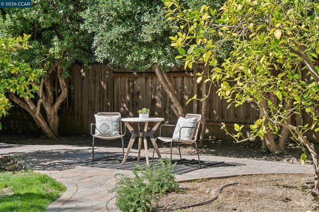 410 Dunblane Dr, Walnut Creek, CA 94598