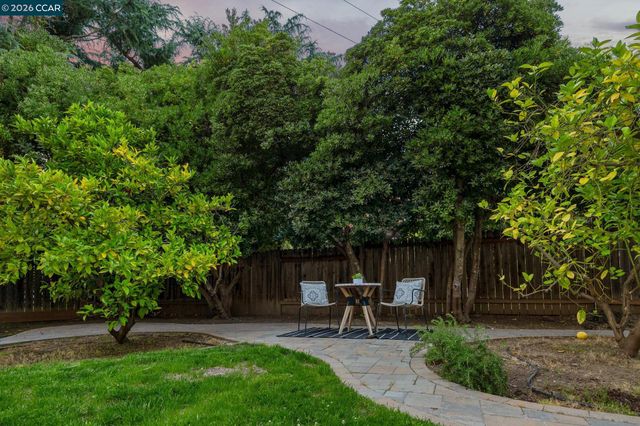 410 Dunblane Dr, Walnut Creek, CA 94598