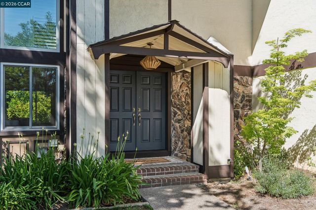 410 Dunblane Dr, Walnut Creek, CA 94598