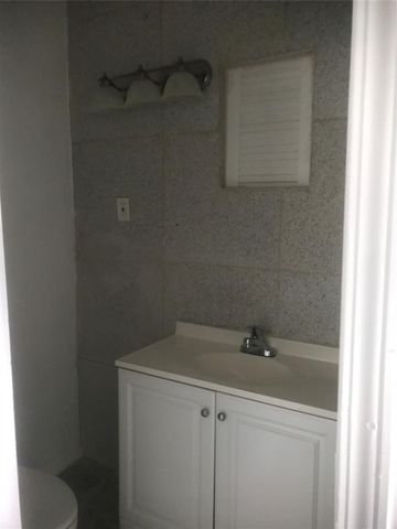 801 Gay Hill Street, Brenham, TX 77833