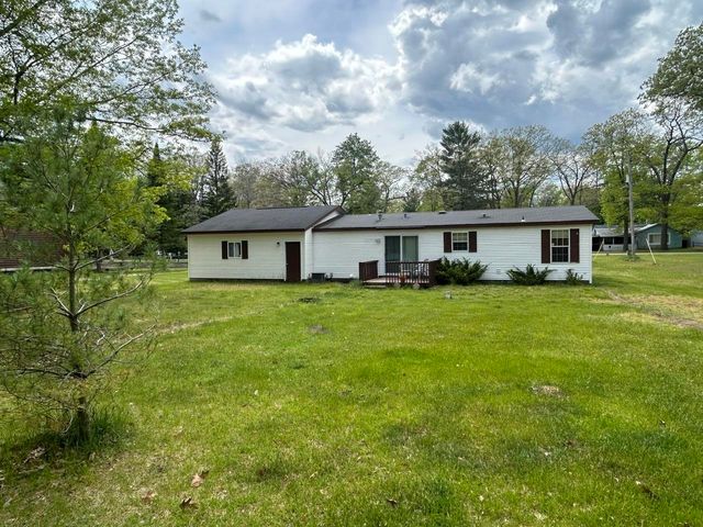 6320 Elk Lake Road, Gladwin, MI 48624