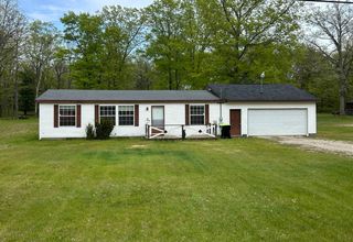 6320 Elk Lake Road, Gladwin, MI 48624