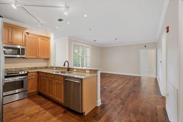 3520 Central Ave Apt 408, Memphis, TN 38111