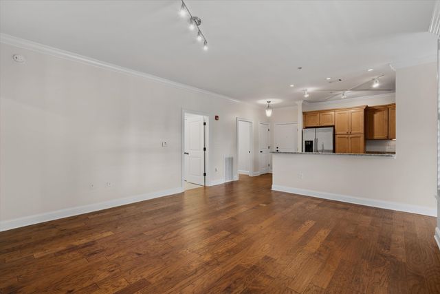 3520 Central Ave Apt 408, Memphis, TN 38111