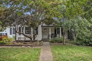 1555 Beardsley Avenue, Muskegon, MI 49441