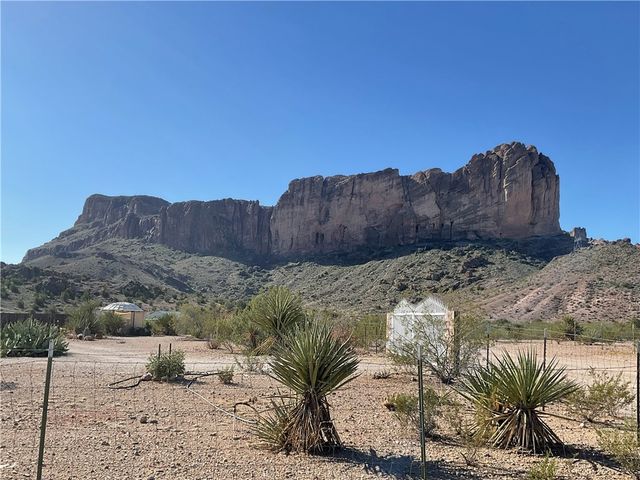 1790 S Gleeson Road, Golden Valley, AZ 86413