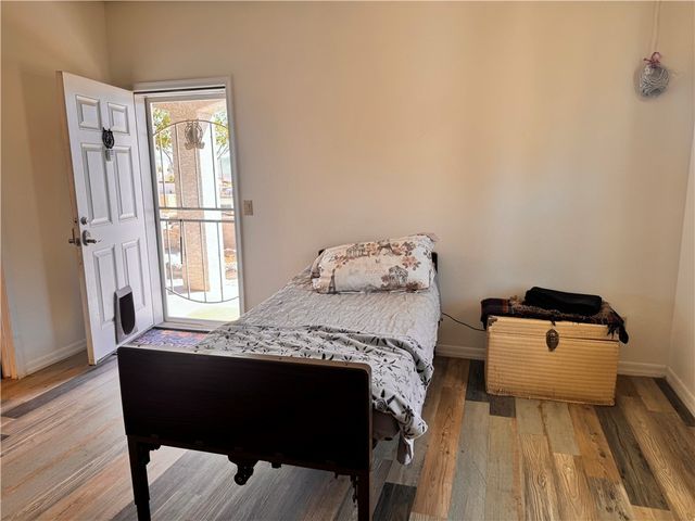 1790 S Gleeson Road, Golden Valley, AZ 86413