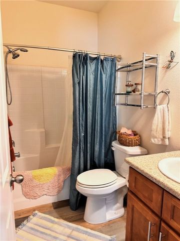 1790 S Gleeson Road, Golden Valley, AZ 86413