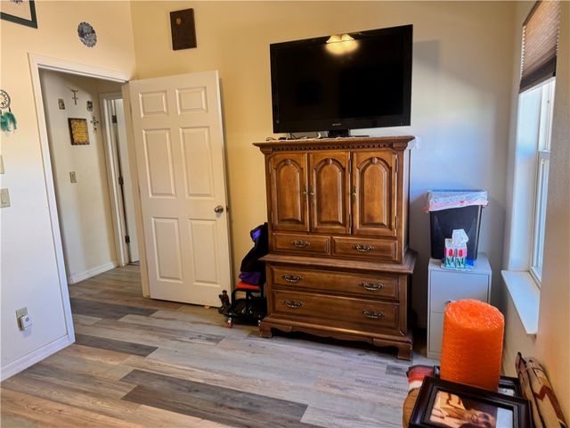 1790 S Gleeson Road, Golden Valley, AZ 86413