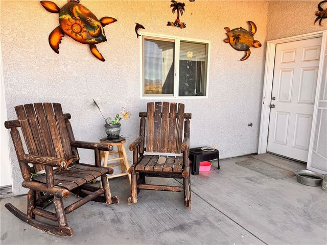 1790 S Gleeson Road, Golden Valley, AZ 86413