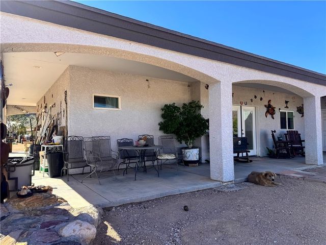 1790 S Gleeson Road, Golden Valley, AZ 86413