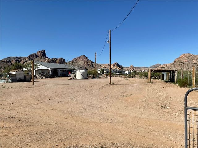 1790 S Gleeson Road, Golden Valley, AZ 86413