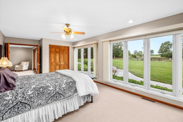 6N056 Surrey Road, Wayne, IL 60184