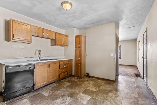 330 N 3rd Street, Elkhart, IN 46516