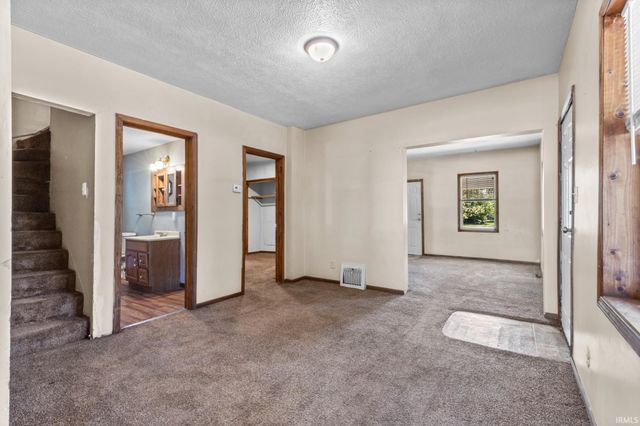 330 N 3rd Street, Elkhart, IN 46516