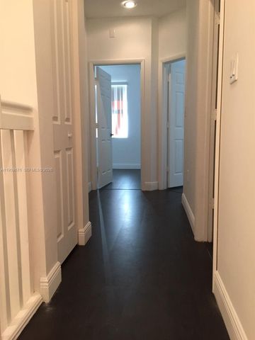 10902 NW 83rd St 201, Doral, FL 33178