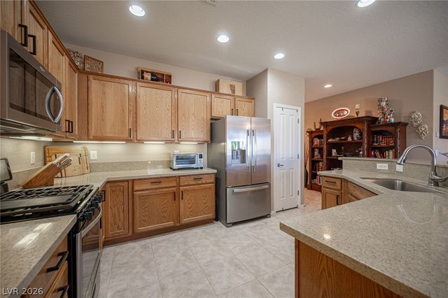 7528 Lintwhite Street, North Las Vegas, NV 89084