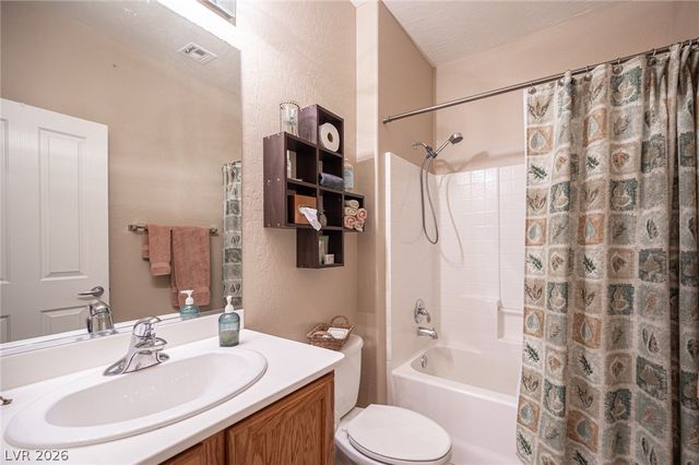 7528 Lintwhite Street, North Las Vegas, NV 89084