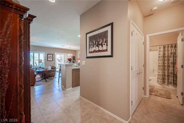 7528 Lintwhite Street, North Las Vegas, NV 89084