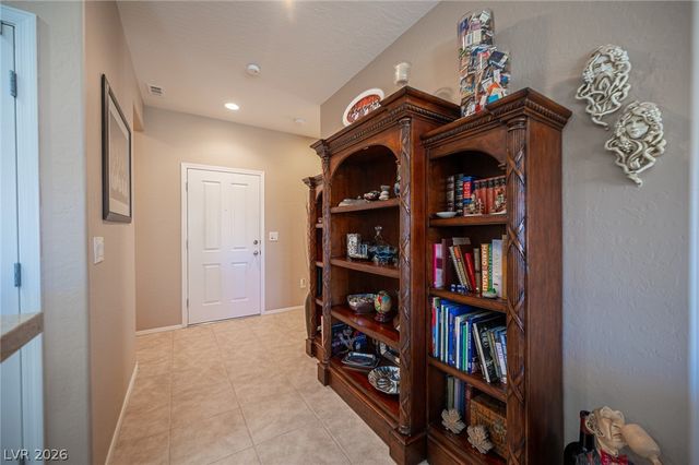 7528 Lintwhite Street, North Las Vegas, NV 89084