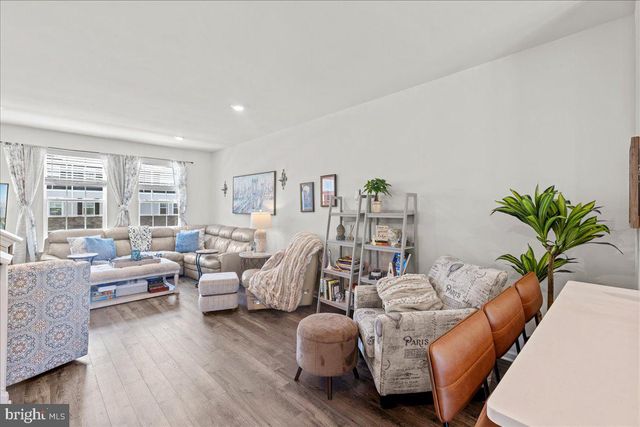 435 MONTE FARM RD, Mount Laurel, NJ 08054