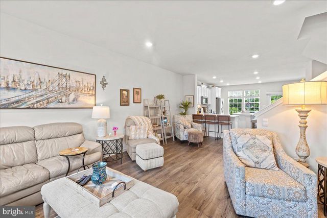 435 MONTE FARM RD, Mount Laurel, NJ 08054
