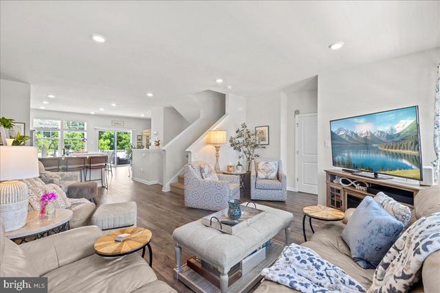 435 MONTE FARM RD, Mount Laurel, NJ 08054