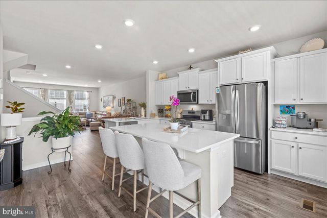 435 MONTE FARM RD, Mount Laurel, NJ 08054
