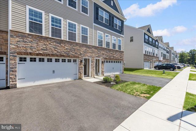 435 MONTE FARM RD, Mount Laurel, NJ 08054