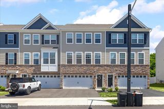 435 MONTE FARM RD, Mount Laurel, NJ 08054