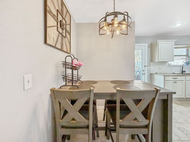 4403 W Murfield Drive, Rogers, AR 72758