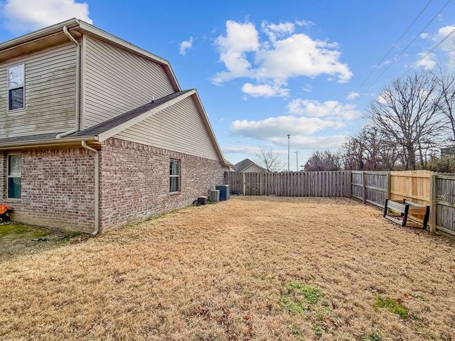 4403 W Murfield Drive, Rogers, AR 72758